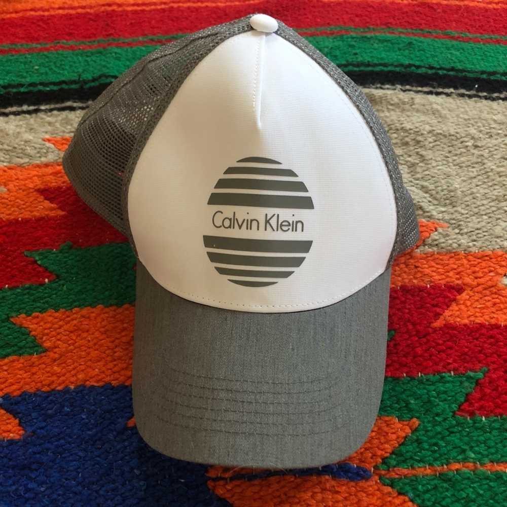 Calvin Klein gray dad baseball hat